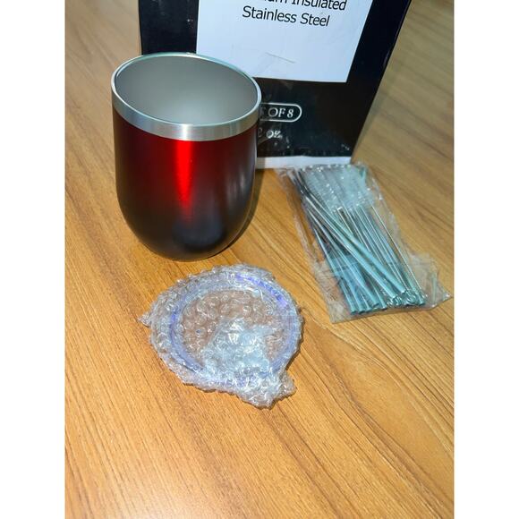 8 pack of 12oz ombré red wine tumblers w/lids and metal straws. - Picture 3 of 6